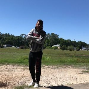 Meet your Posher, Alberto